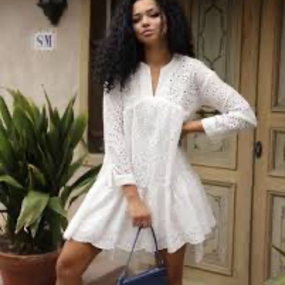 White Eyelet Dress | Sz 2| Taylor |